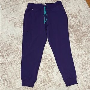 BRAND NEW NEVER WORN FIGS PURPLE PULSE ZAMORA JOGGER